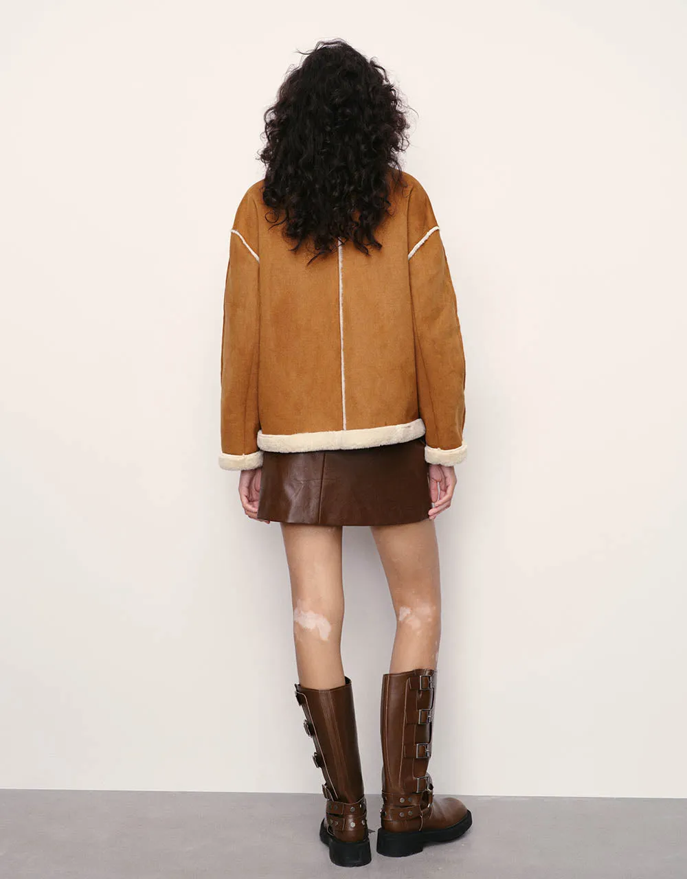 Straight Furry Jacket sold by Urban Revivo product image thumbnail 4