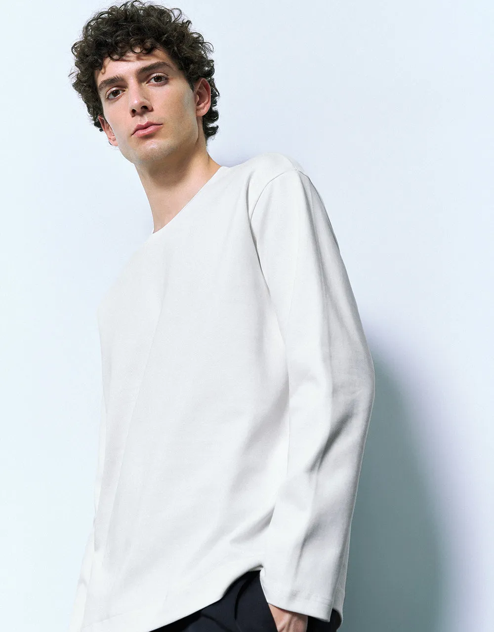 Crew Neck Loose T-Shirt sold by Urban Revivo product image thumbnail 3