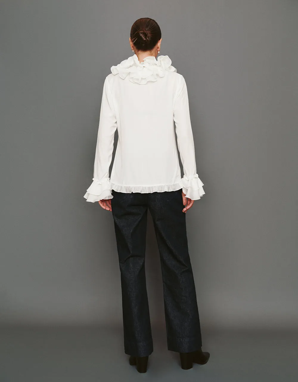 Ruffle V-Neck Tie Front Blouse sold by Urban Revivo product image thumbnail 5