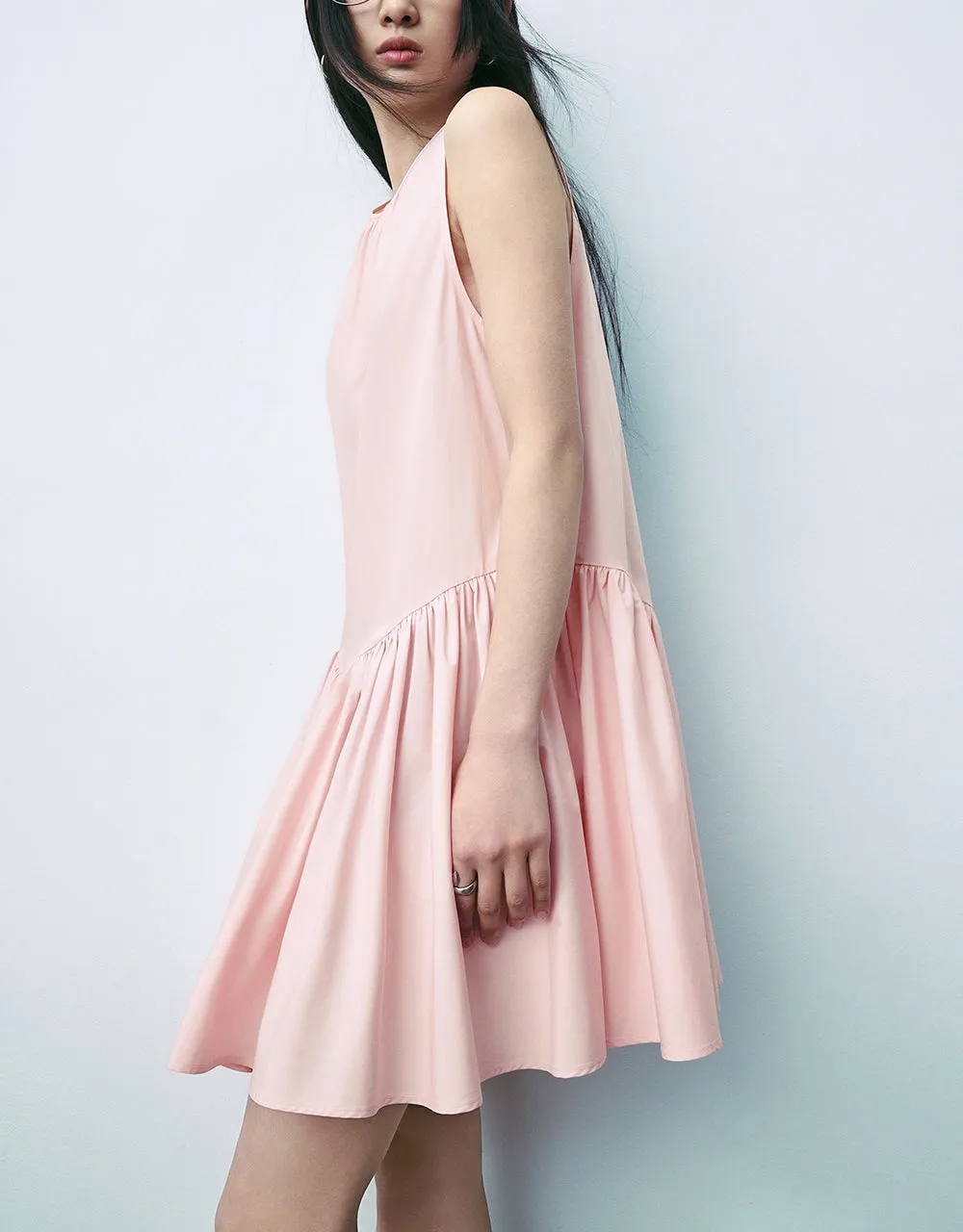 Sleeveless Crew Neck Straight Dress sold by Urban Revivo product image thumbnail 3