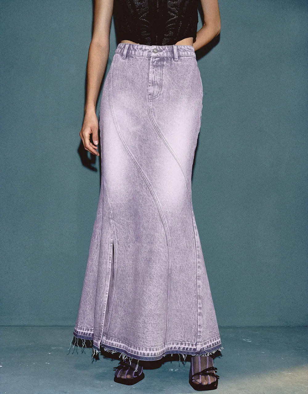 Midi Fishtail Denim Skirt sold by Urban Revivo product image thumbnail 3