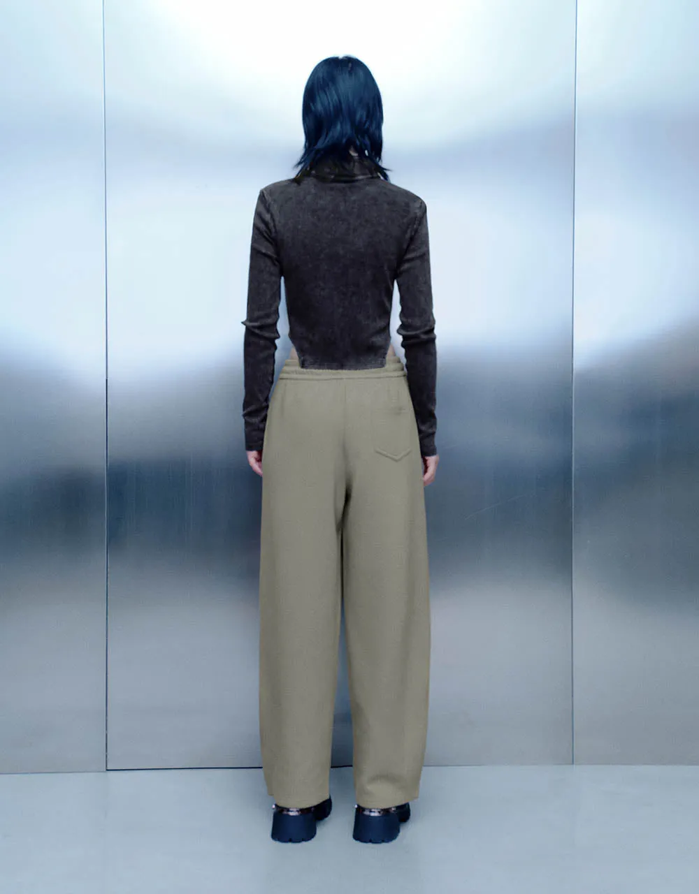 Drawstring Waist Knitted Carrot Fit Pants sold by Urban Revivo product image thumbnail 5