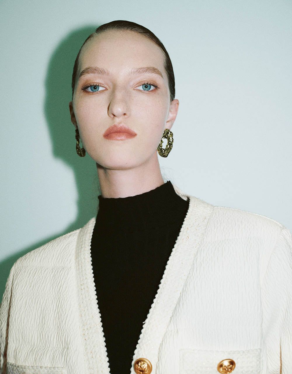 V-Neck Down Jacket sold by Urban Revivo product image thumbnail 5