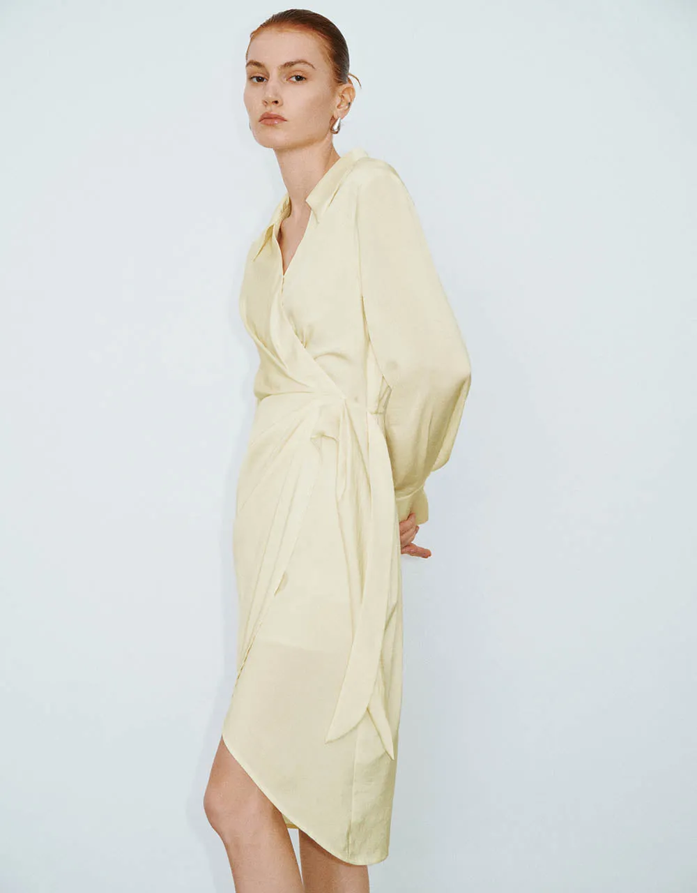 Surplice Front Straight Dress sold by Urban Revivo product image thumbnail 4