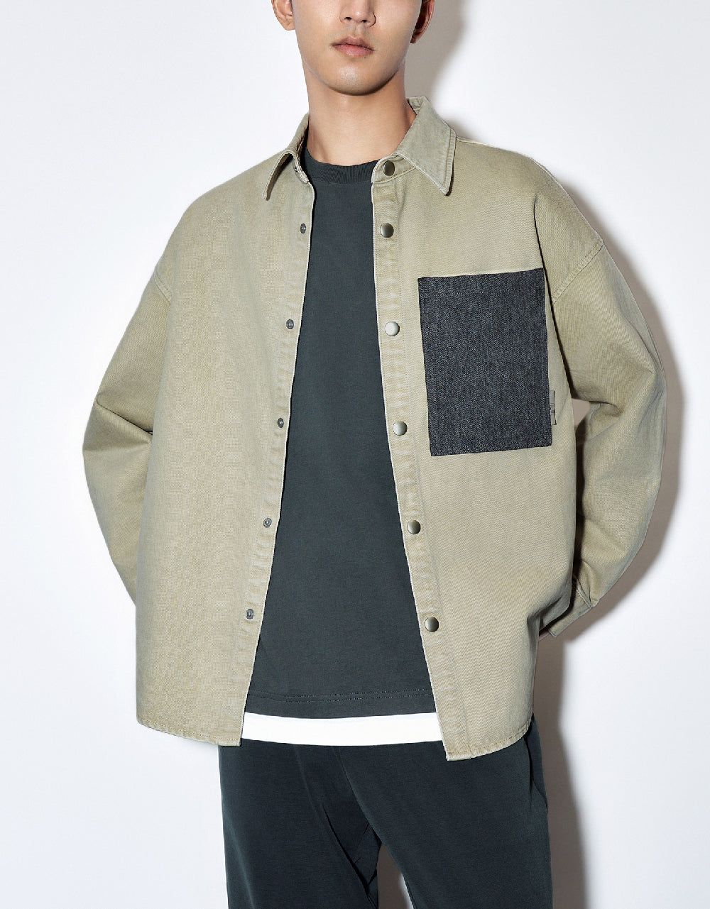 Press Button Loose Denim Shirt sold by Urban Revivo product image thumbnail 2