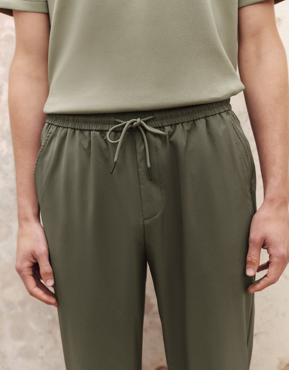Drawstring Waist Jogger Pants sold by Urban Revivo product image thumbnail 5