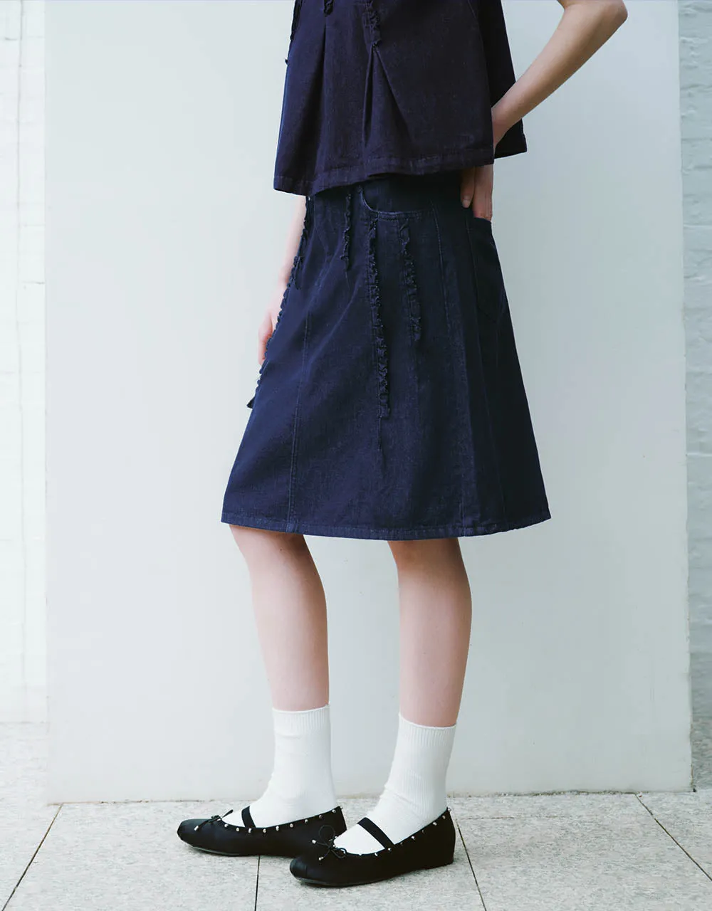 Midi A-Line Denim Skirt sold by Urban Revivo product image thumbnail 4