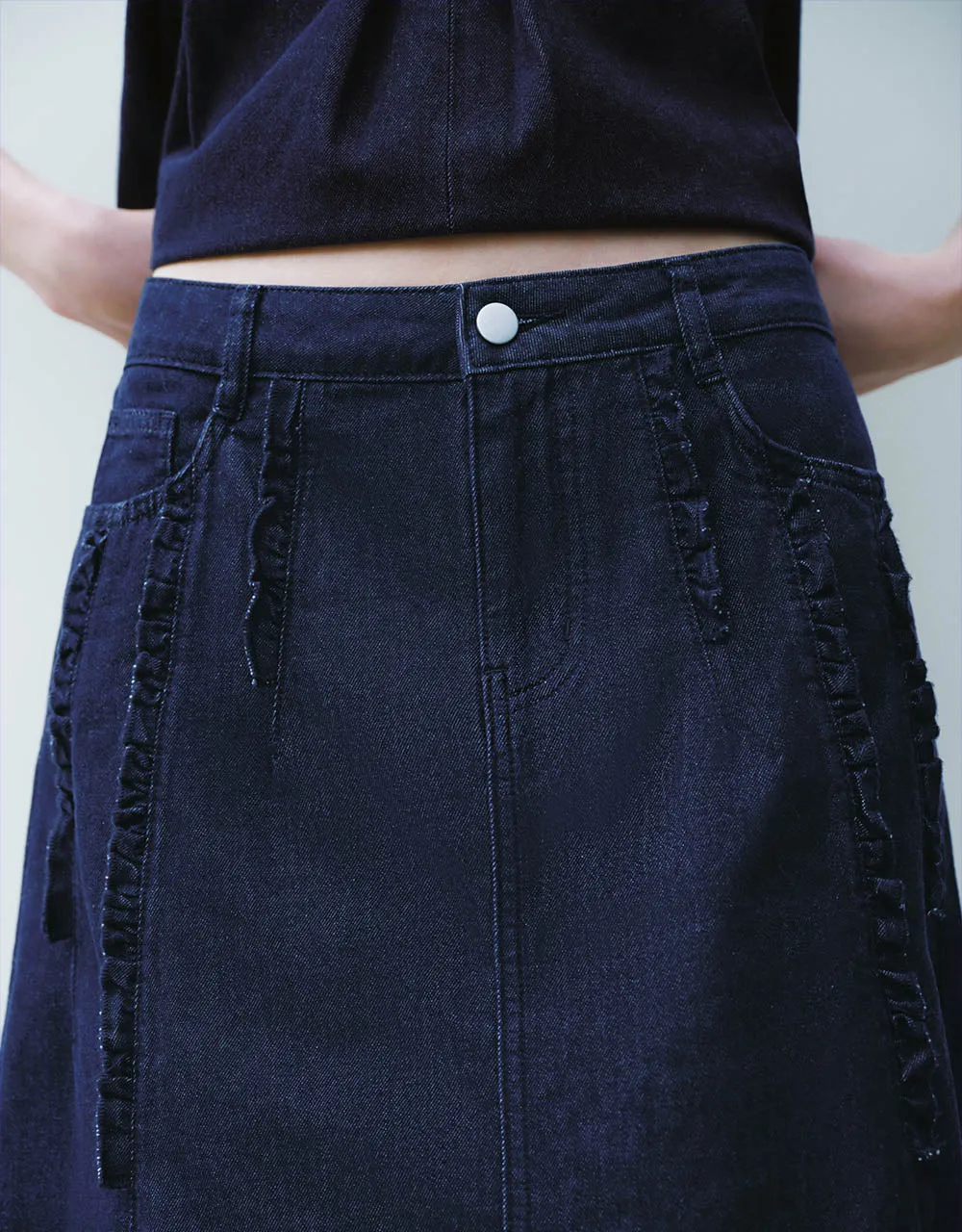 Midi A-Line Denim Skirt sold by Urban Revivo product image thumbnail 5