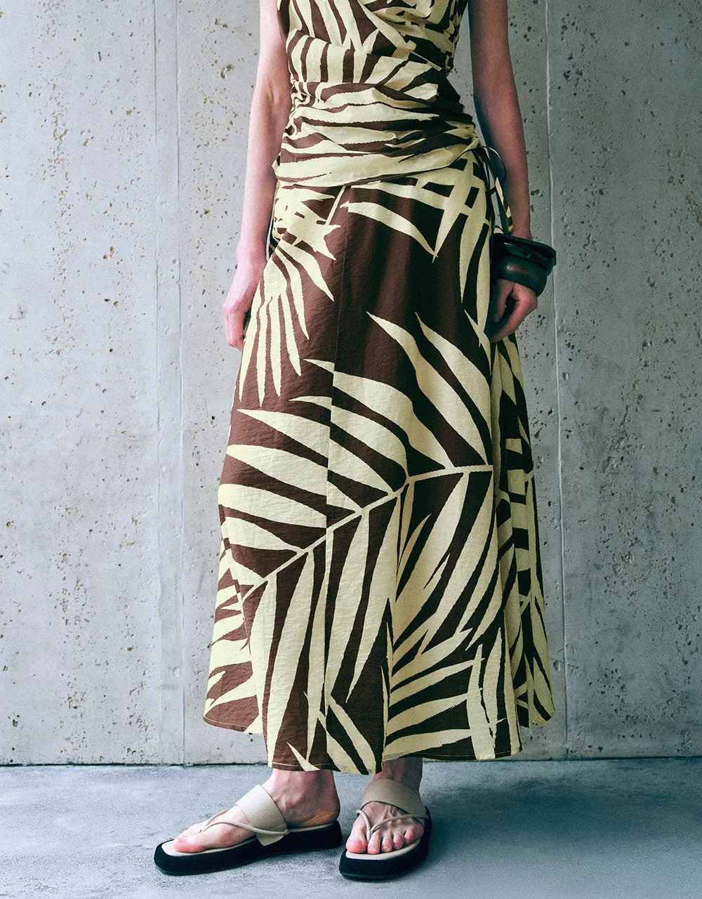 Printed Midi Loose A-Line Skirt sold by Urban Revivo product image thumbnail 3