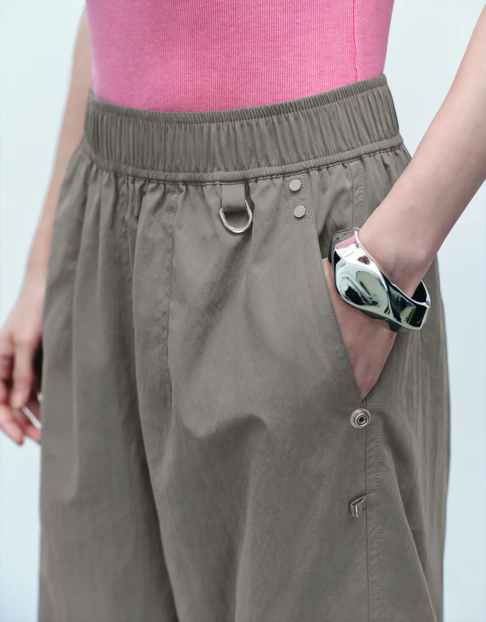 Elastic Waist Loose Jogger Pants sold by Urban Revivo product image thumbnail 5