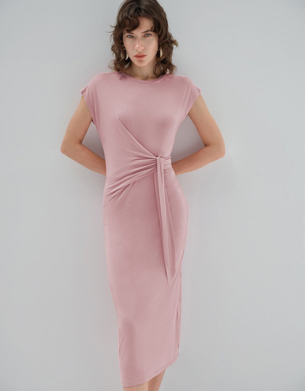 Sleeveless Crew Neck Skinny Dress sold by Urban Revivo product image thumbnail 3