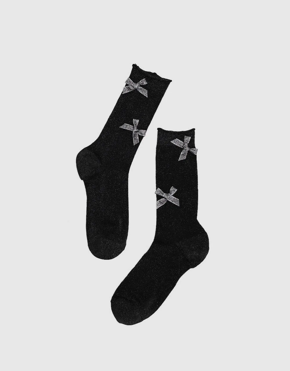Bow Décor Mid-Length Socks sold by Urban Revivo product image thumbnail 2