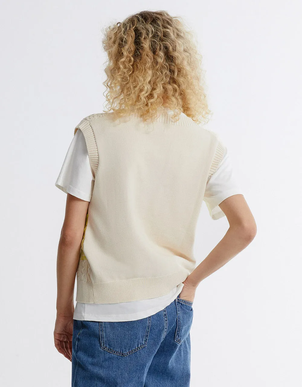 Ombre Sleeveless Cardigan sold by Urban Revivo product image thumbnail 4
