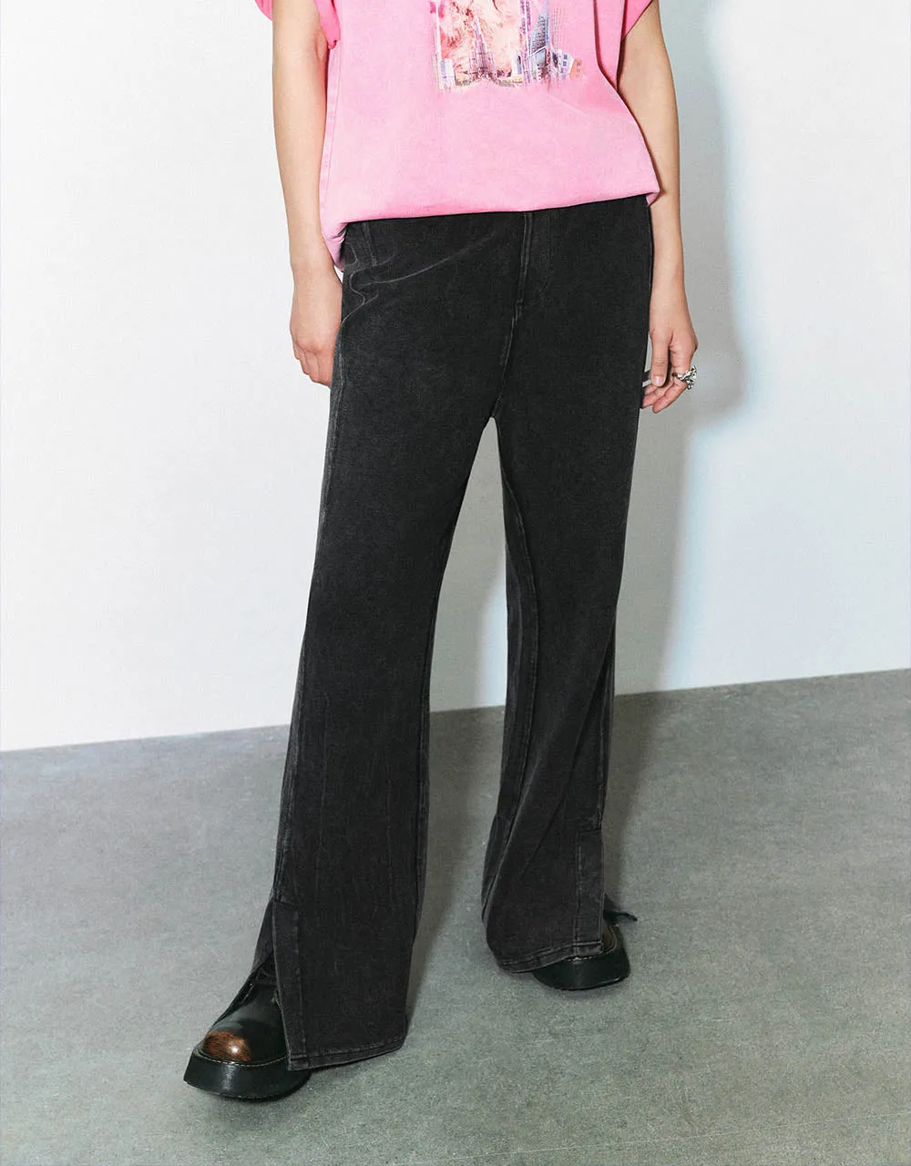 Elastic Waist Flare Jeans sold by Urban Revivo product image thumbnail 2