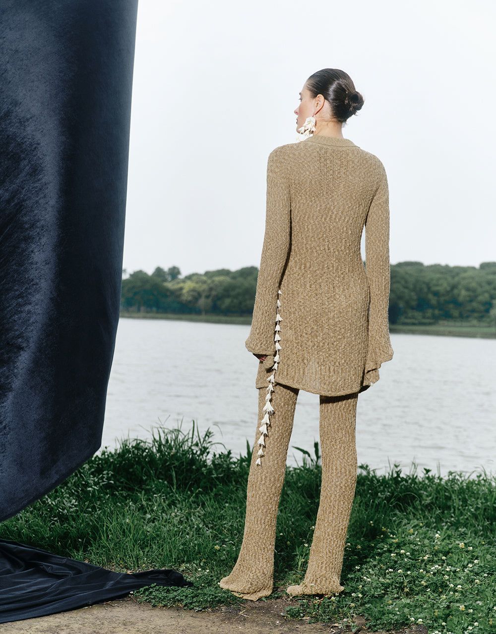 Elastic Waist Flare Knitted Pants sold by Urban Revivo product image thumbnail 5