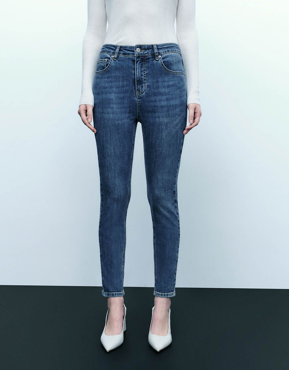 Skinny Jeans sold by Urban Revivo product image thumbnail 2