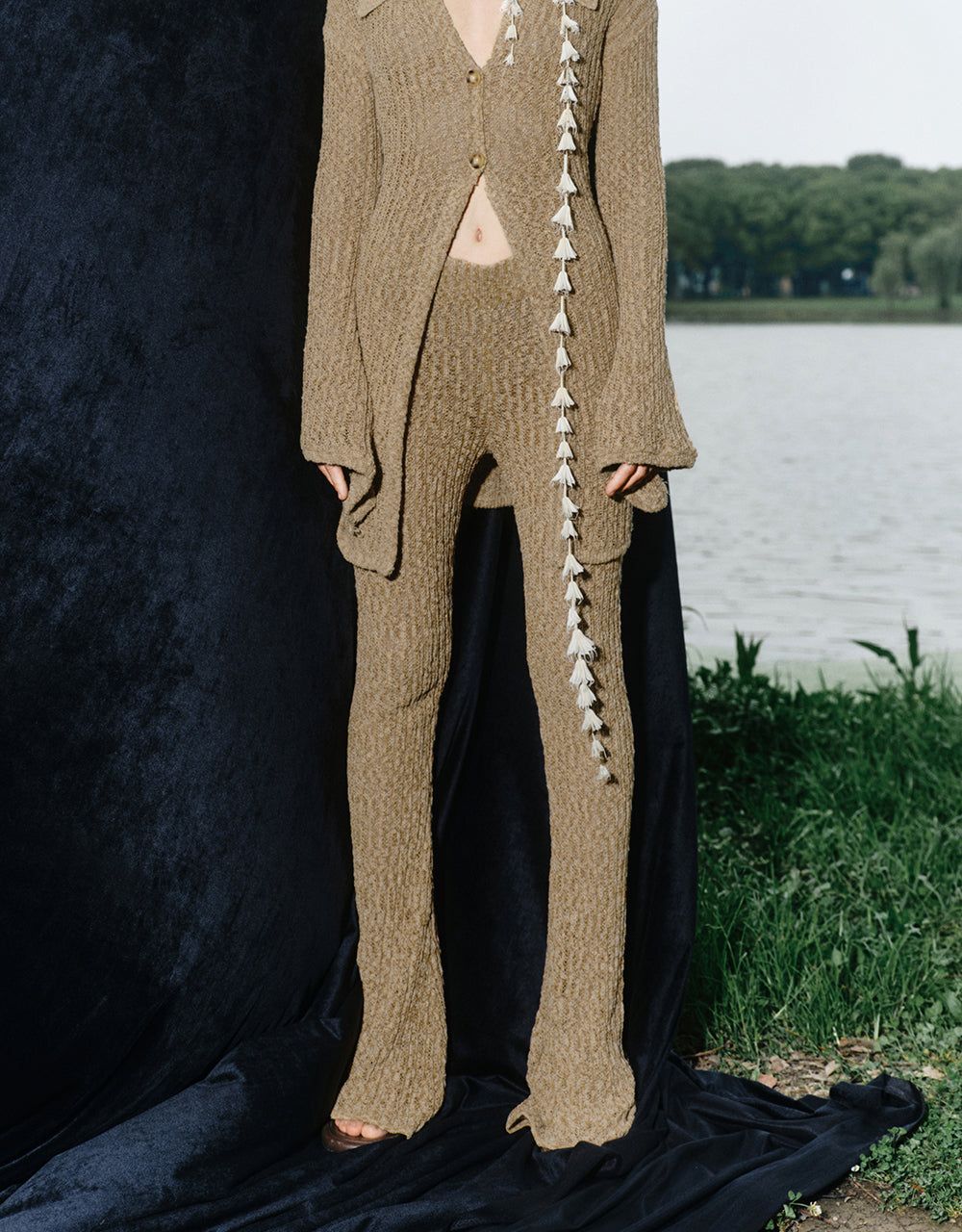 Elastic Waist Flare Knitted Pants sold by Urban Revivo product image thumbnail 2