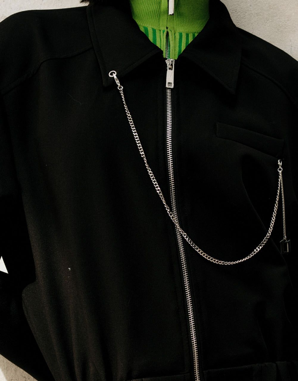 Chain Detail Jacket sold by Urban Revivo product image thumbnail 5