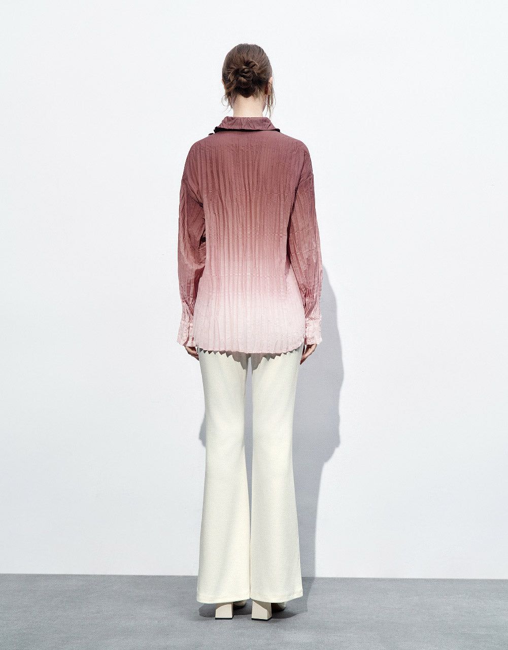 Elastic Waist Knitted Flare Pants sold by Urban Revivo product image thumbnail 5