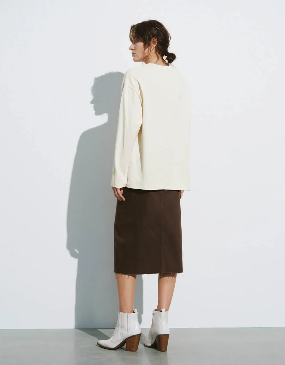 Crew Neck Loose T-Shirt sold by Urban Revivo product image thumbnail 5