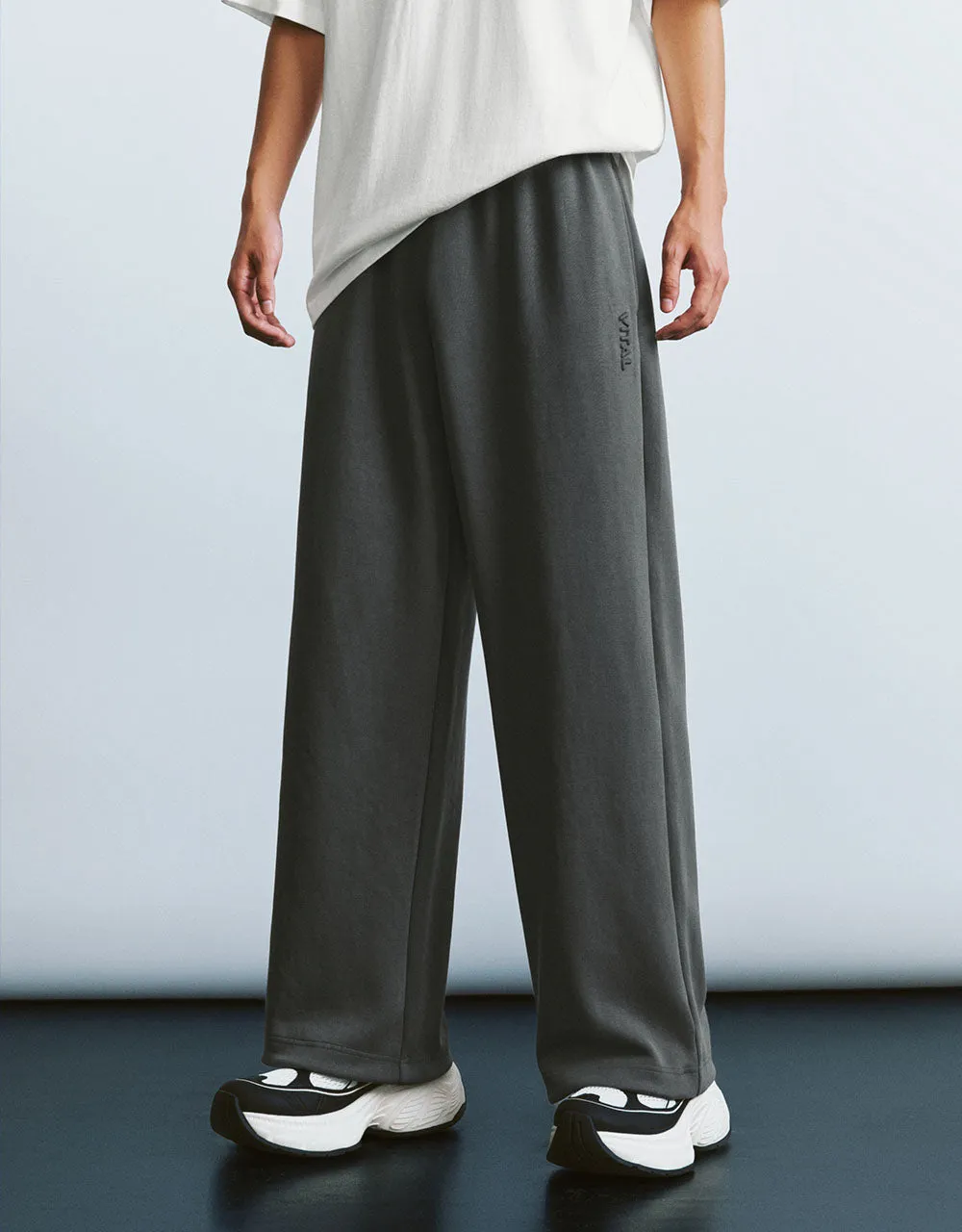Drawstring Waist Knitted Straight Pants sold by Urban Revivo product image thumbnail 4