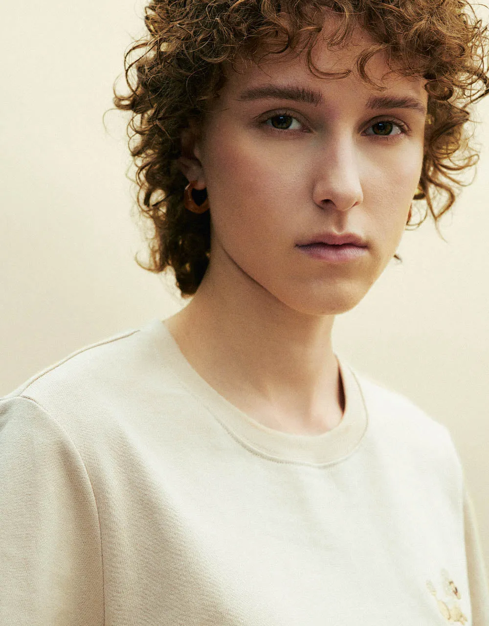 Crew Neck Straight T-Shirt sold by Urban Revivo product image thumbnail 4