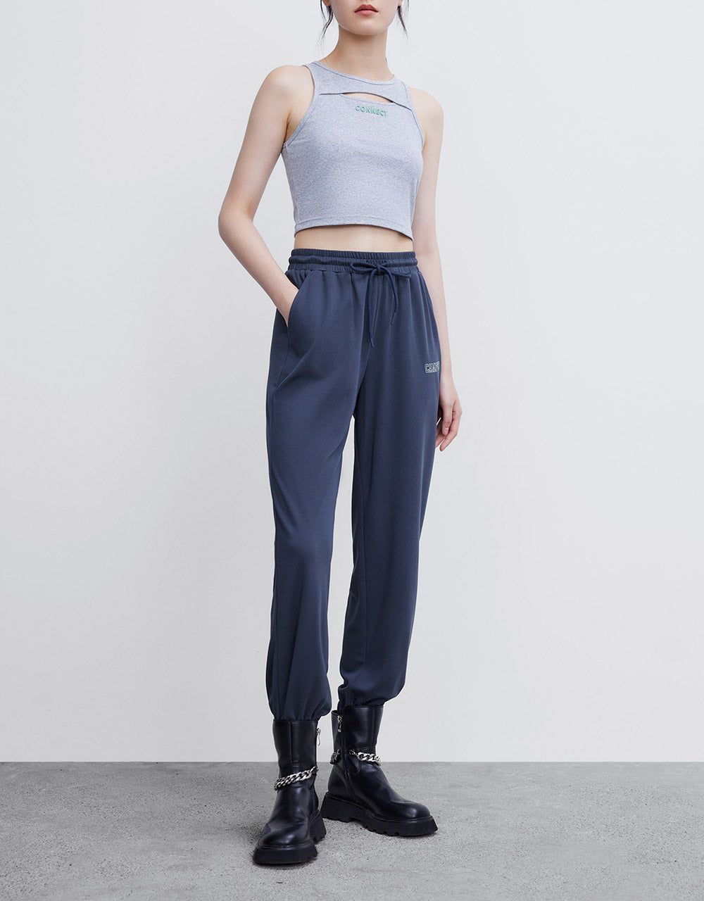 Elastic Waist Jogger Pants sold by Urban Revivo product image thumbnail 5