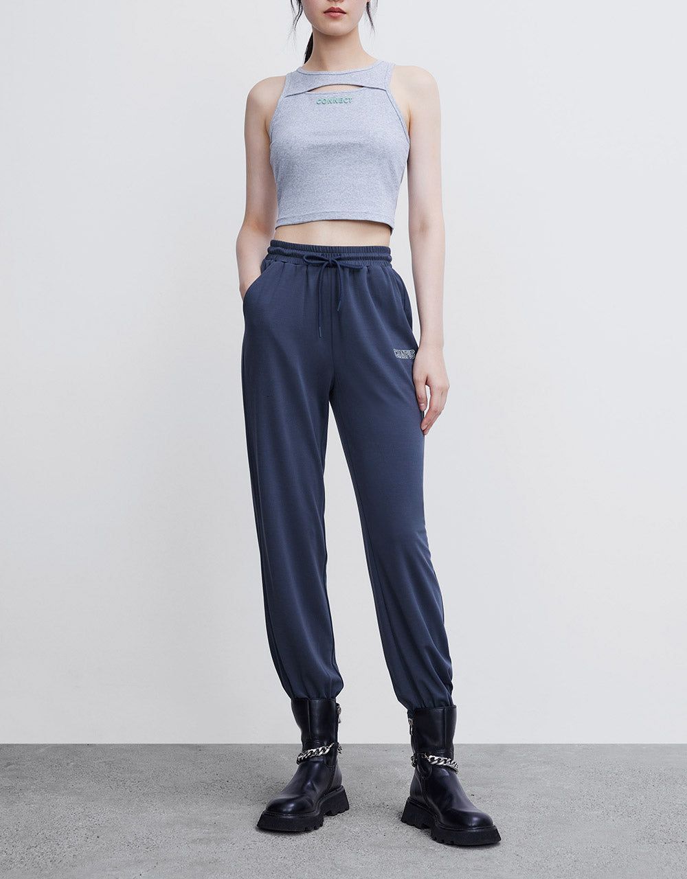 Elastic Waist Jogger Pants sold by Urban Revivo product image thumbnail 2
