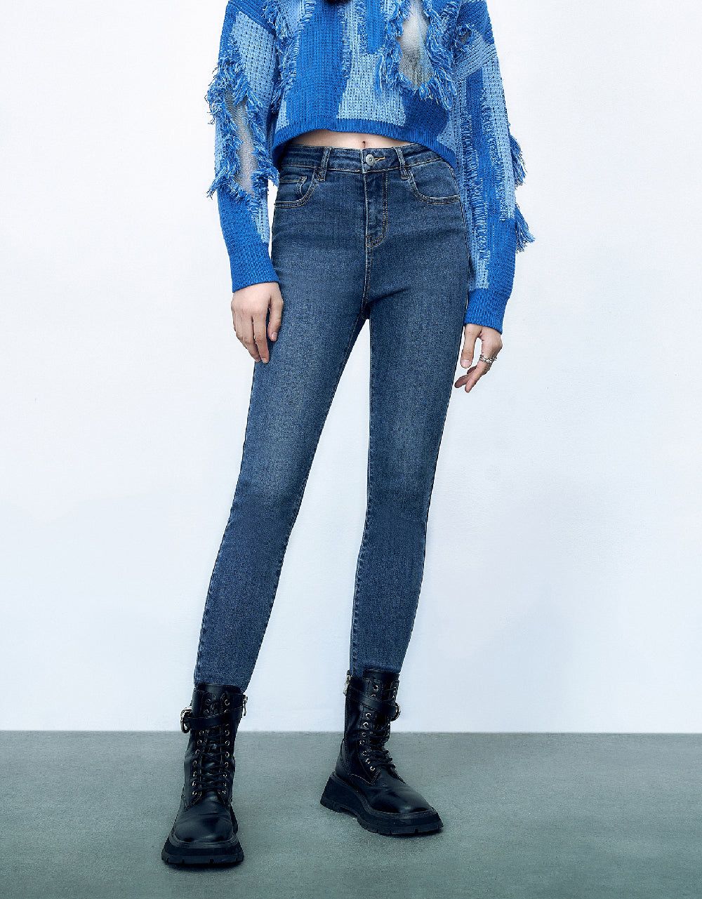 Skinny Jeans sold by Urban Revivo product image thumbnail 2