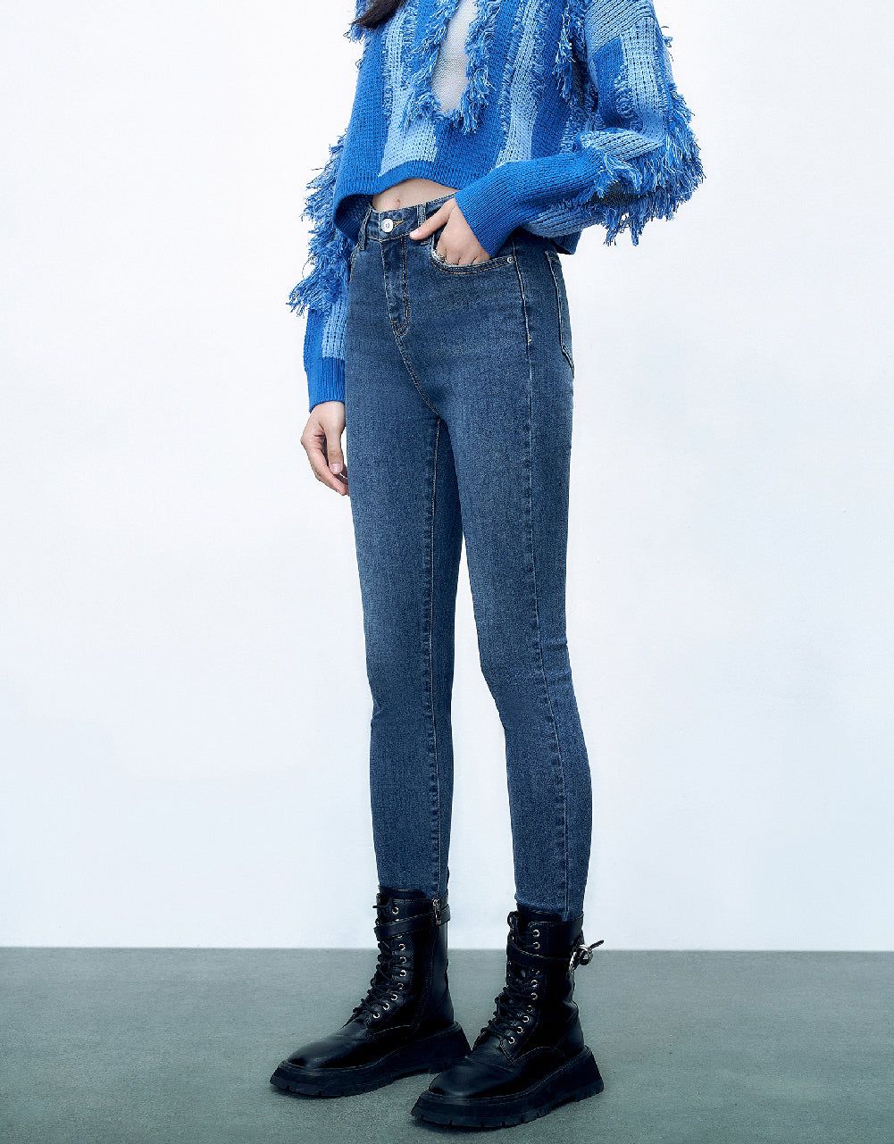 Skinny Jeans sold by Urban Revivo product image thumbnail 4