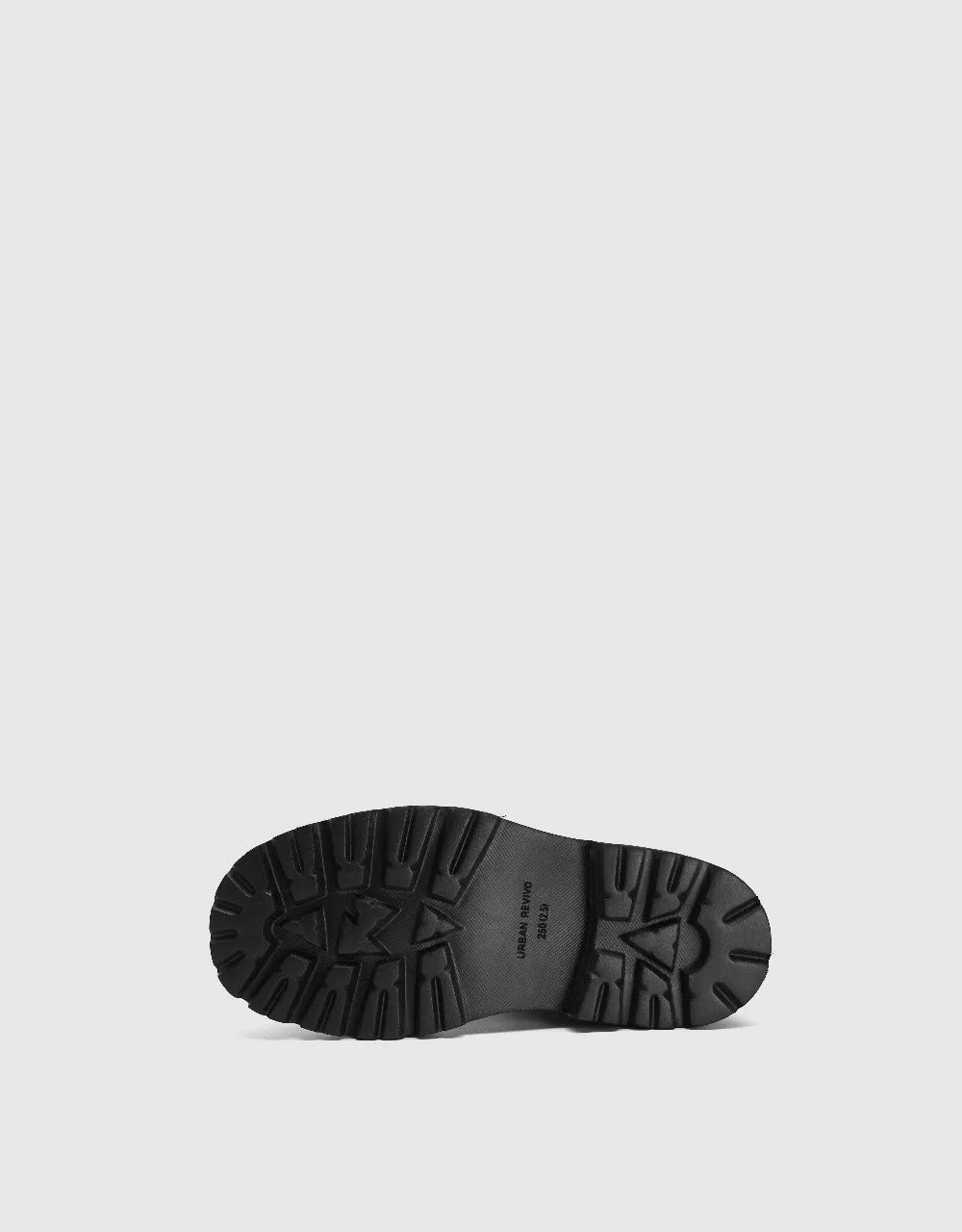 Vegan Leather Round Toe Boots sold by Urban Revivo product image thumbnail 4