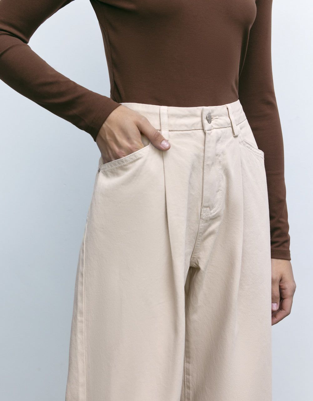 Front Pockets Straight Jeans sold by Urban Revivo product image thumbnail 5