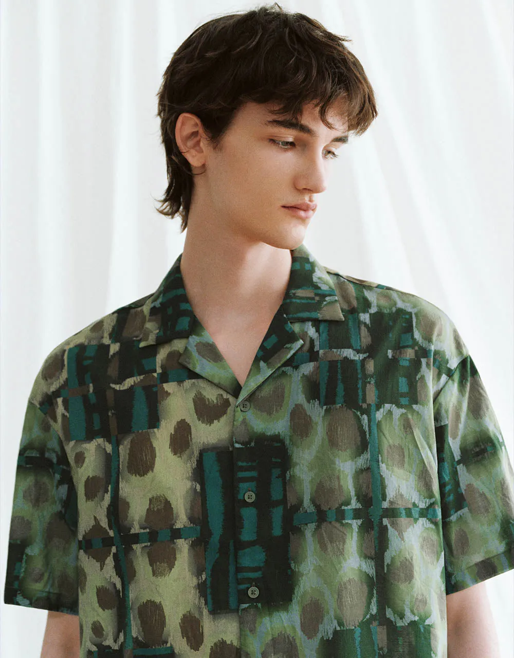 Printed Straight Loose Shirt sold by Urban Revivo product image thumbnail 4