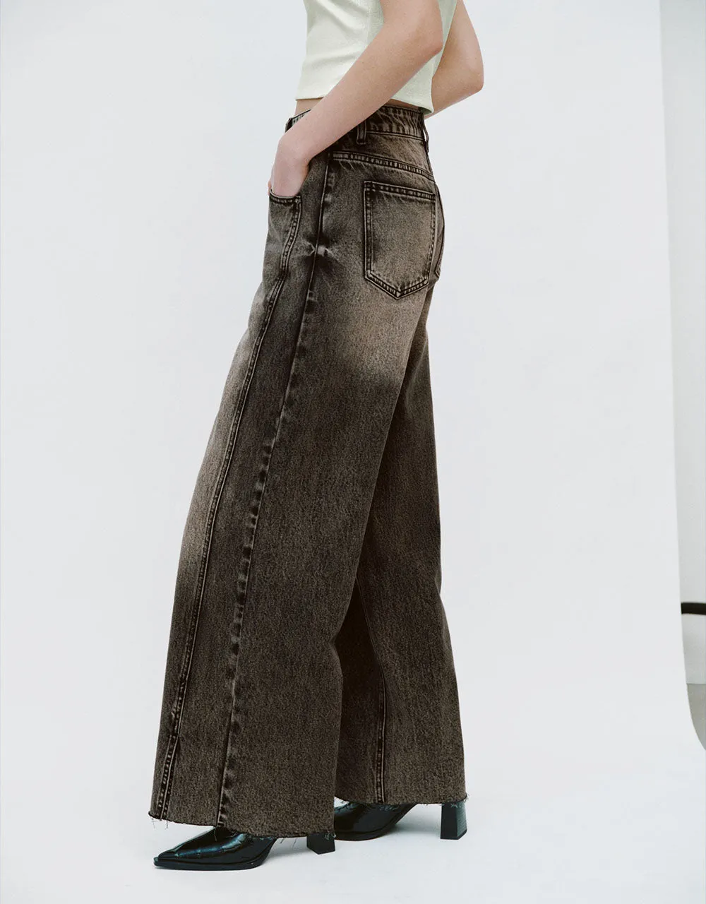 Wide-Leg Jeans sold by Urban Revivo product image thumbnail 4