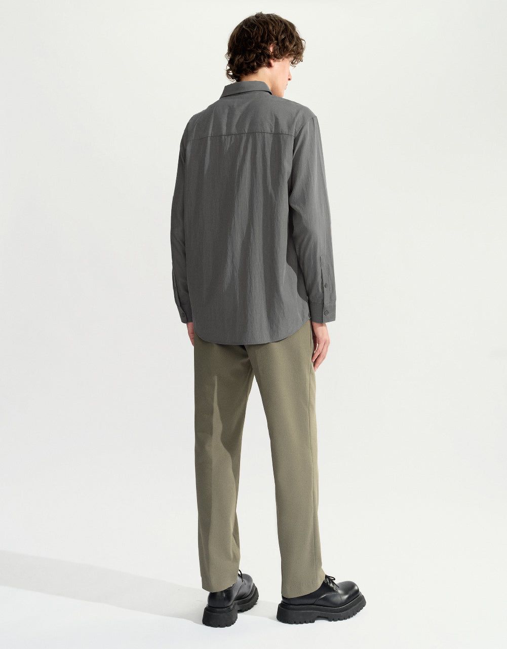 Button Up Regular Shirt sold by Urban Revivo product image thumbnail 4