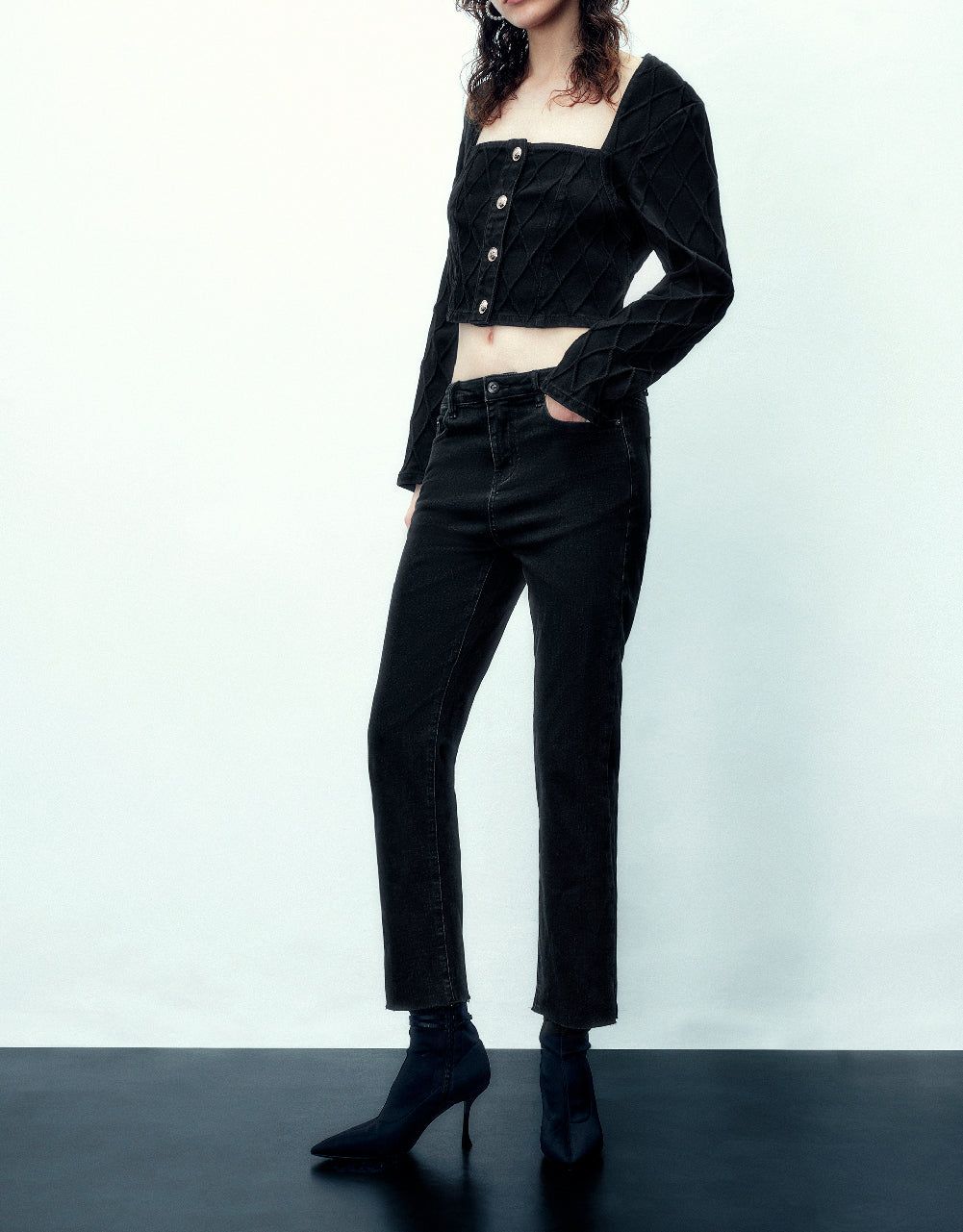 Skinny Straight Jeans sold by Urban Revivo product image thumbnail 4