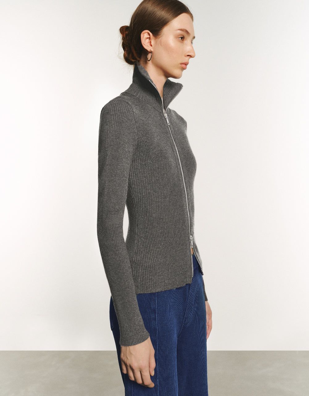 Zipper Front Skinny Knitted Cardigan sold by Urban Revivo product image thumbnail 3