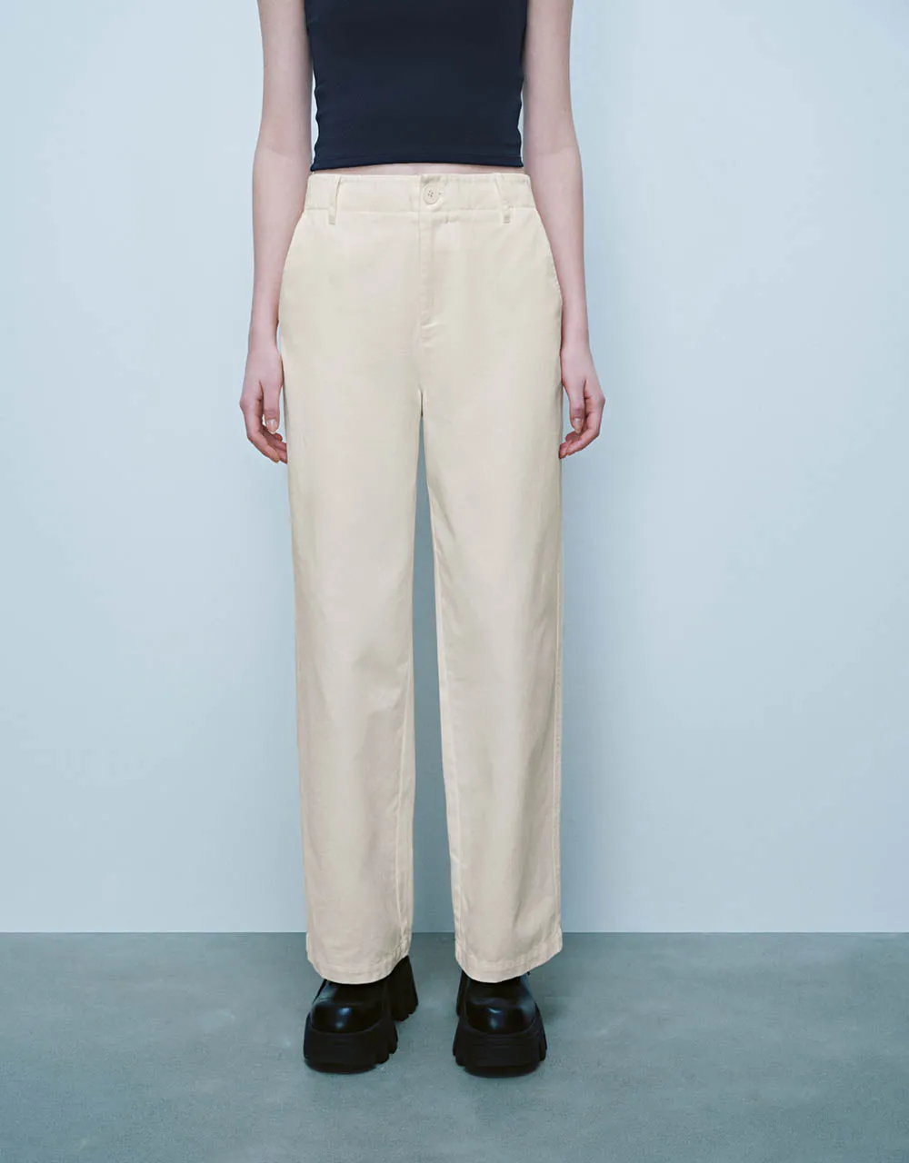 Woven Cropped Straight Pants sold by Urban Revivo product image thumbnail 2
