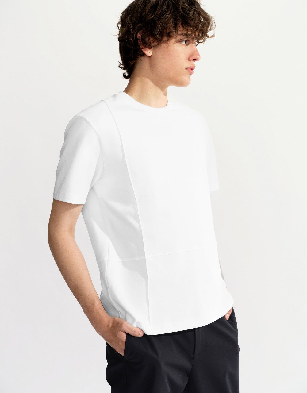 Crew Neck Straight T-Shirt sold by Urban Revivo product image thumbnail 3