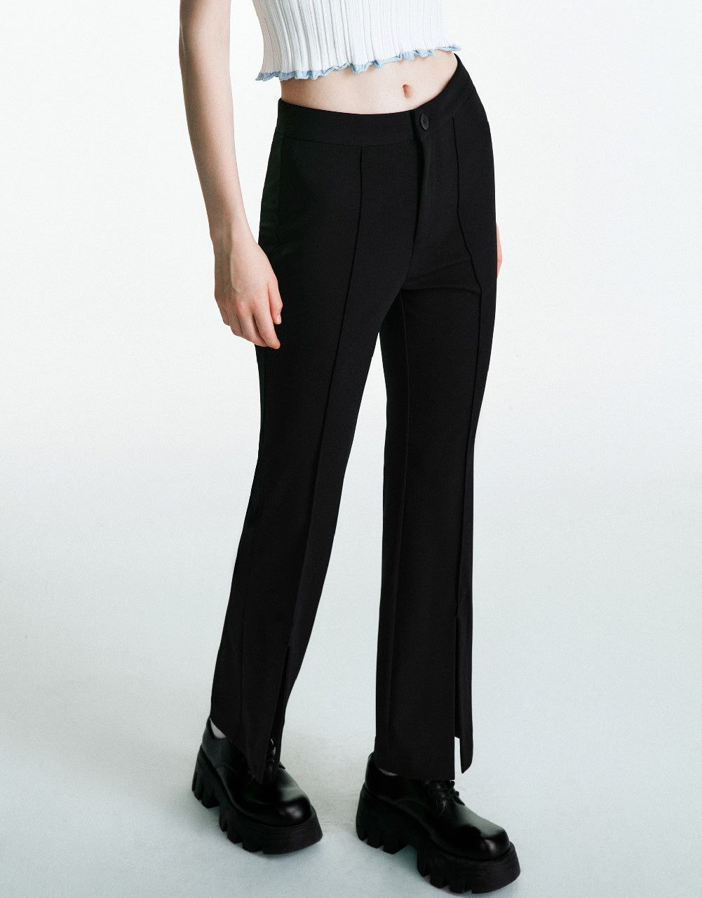 Knitted Flare Pants sold by Urban Revivo product image thumbnail 4