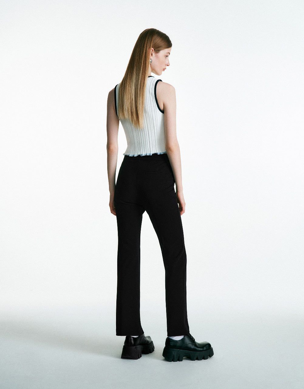Knitted Flare Pants sold by Urban Revivo product image thumbnail 5
