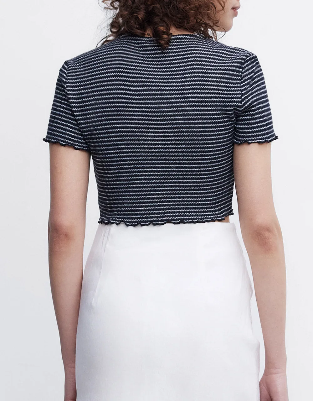 Striped Crop T-Shirt sold by Urban Revivo product image thumbnail 5