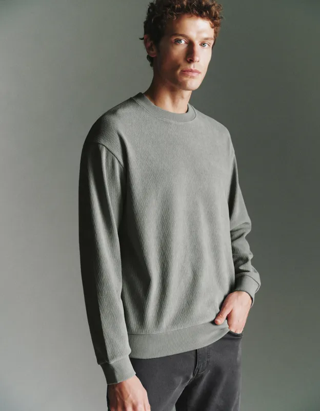 Crew Neck Straight Sweatshirt sold by Urban Revivo
