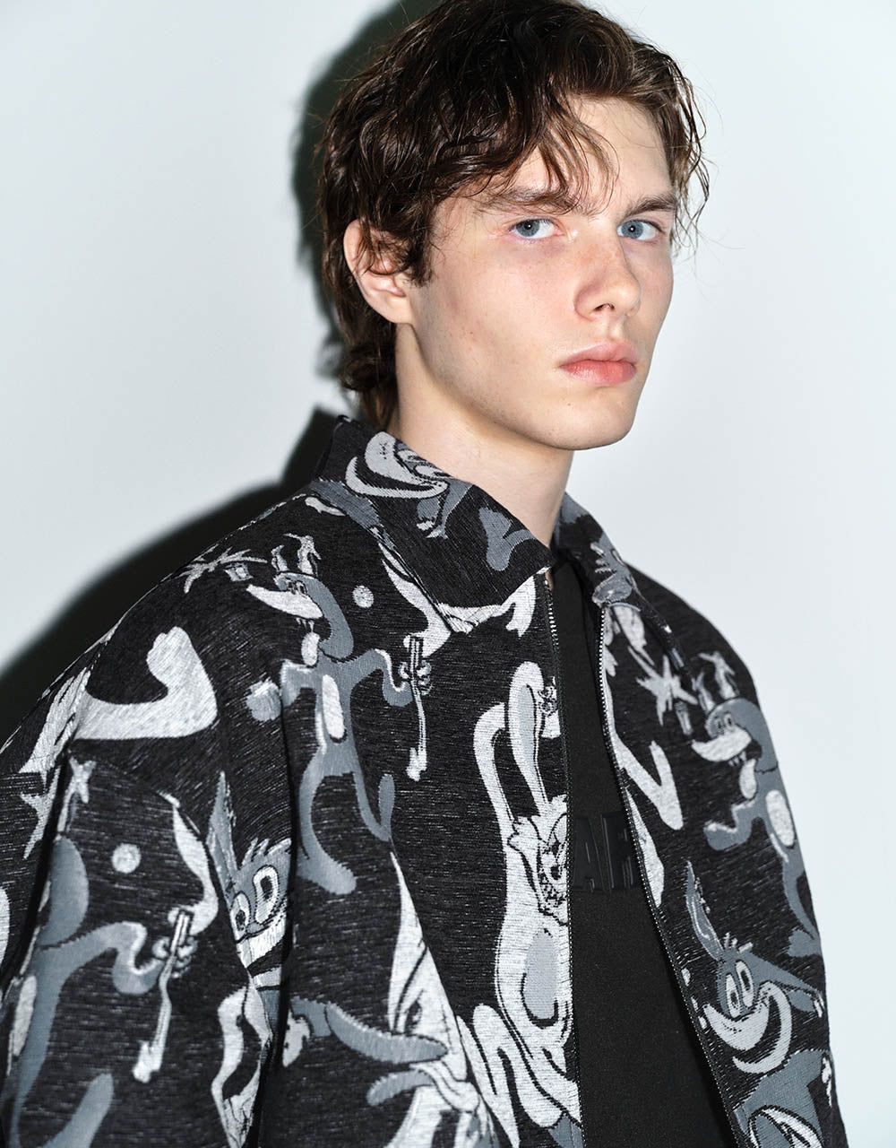 Printed Loose Jacket sold by Urban Revivo product image thumbnail 5