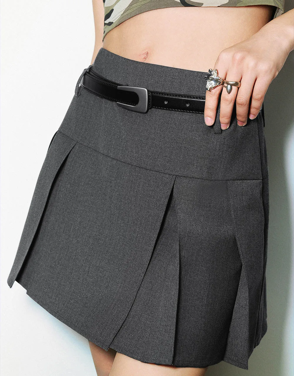 Pleated Mini Skirt With Belt sold by Urban Revivo product image thumbnail 5