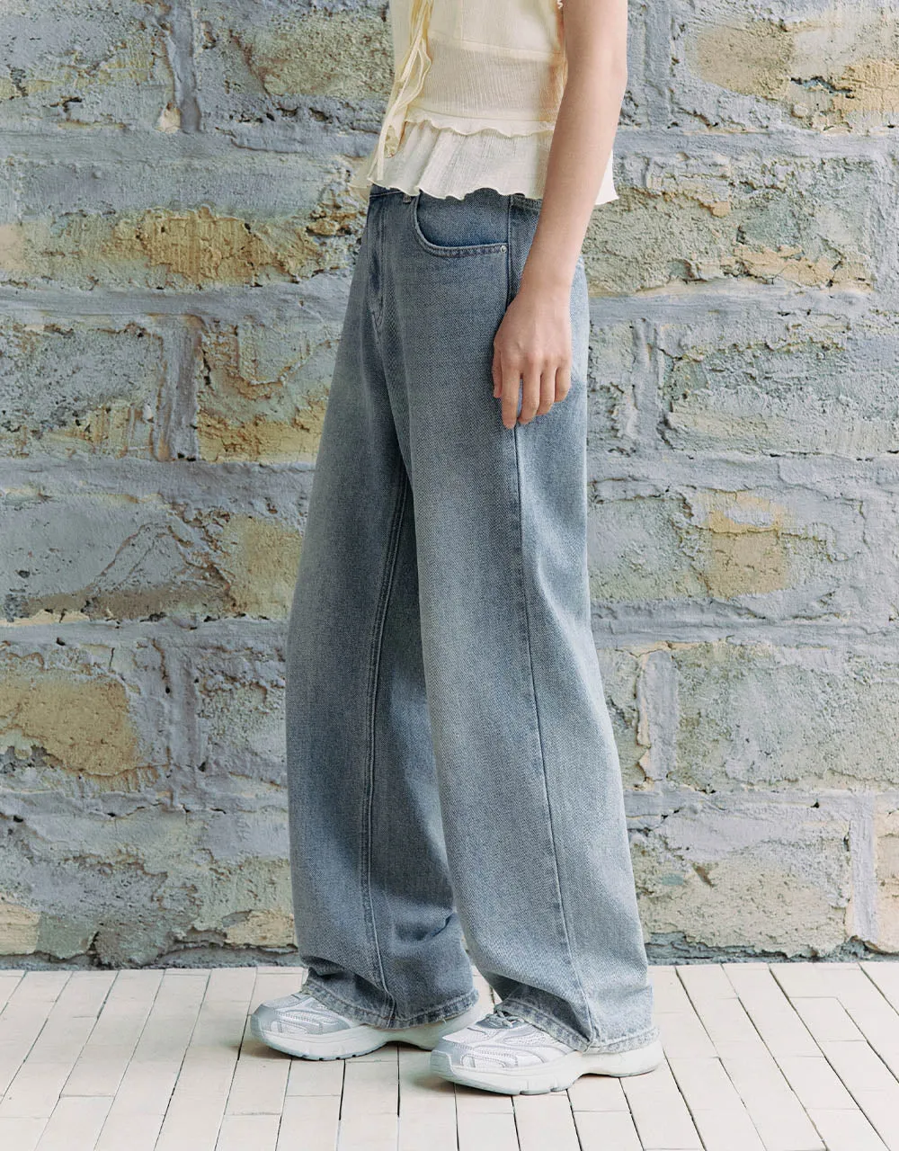 Wide-Leg Jeans sold by Urban Revivo product image thumbnail 4