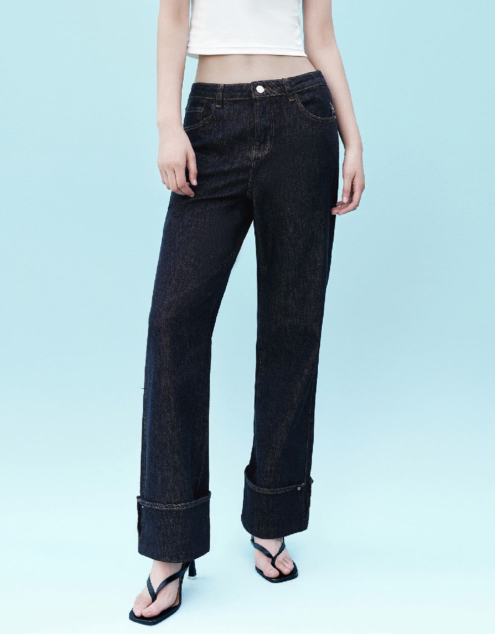 Roll Up Hem Straight Jeans sold by Urban Revivo product image thumbnail 3