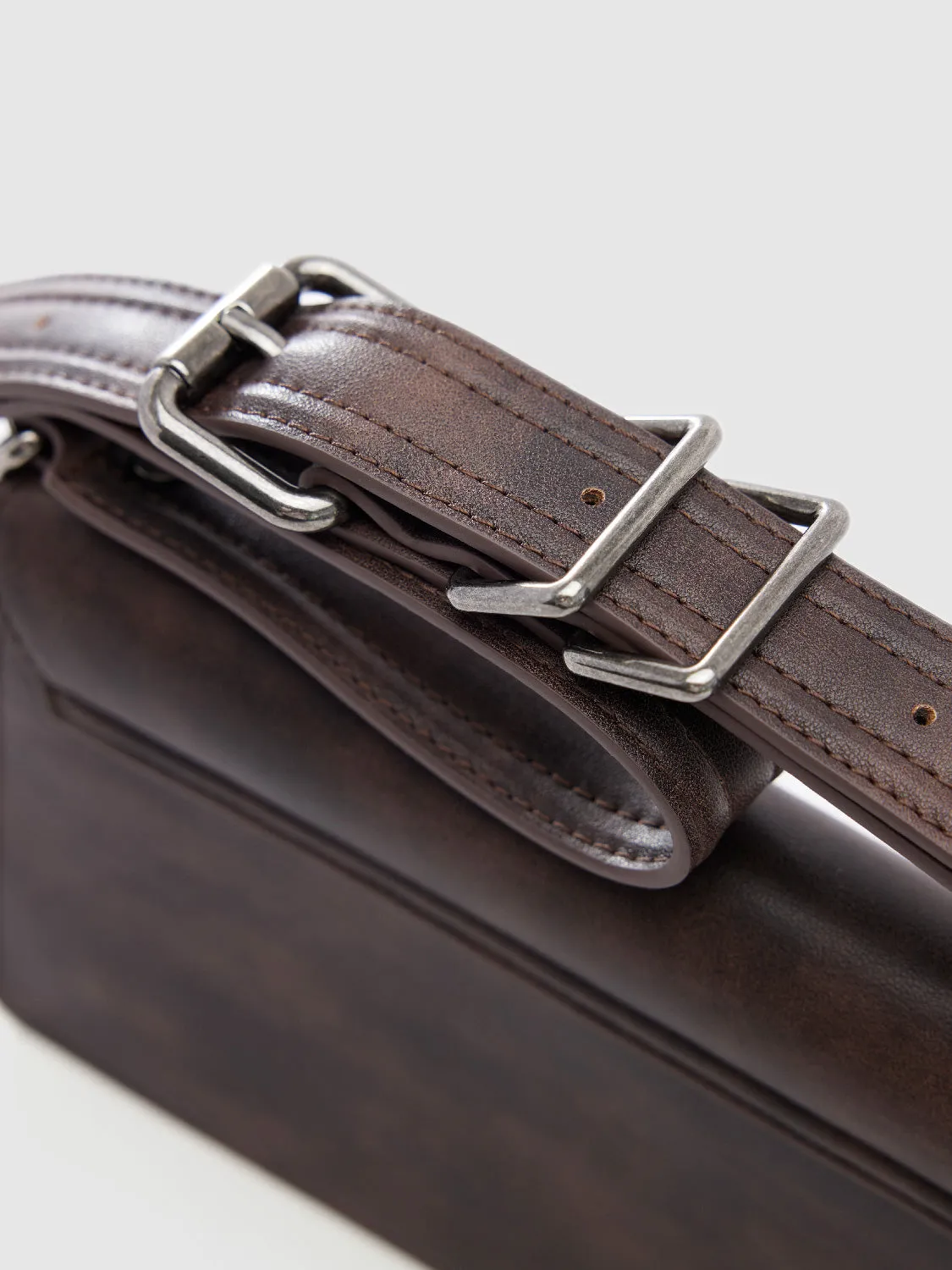 Distressed Vegan Leather Shoulder Bag sold by Urban Revivo product image thumbnail 5