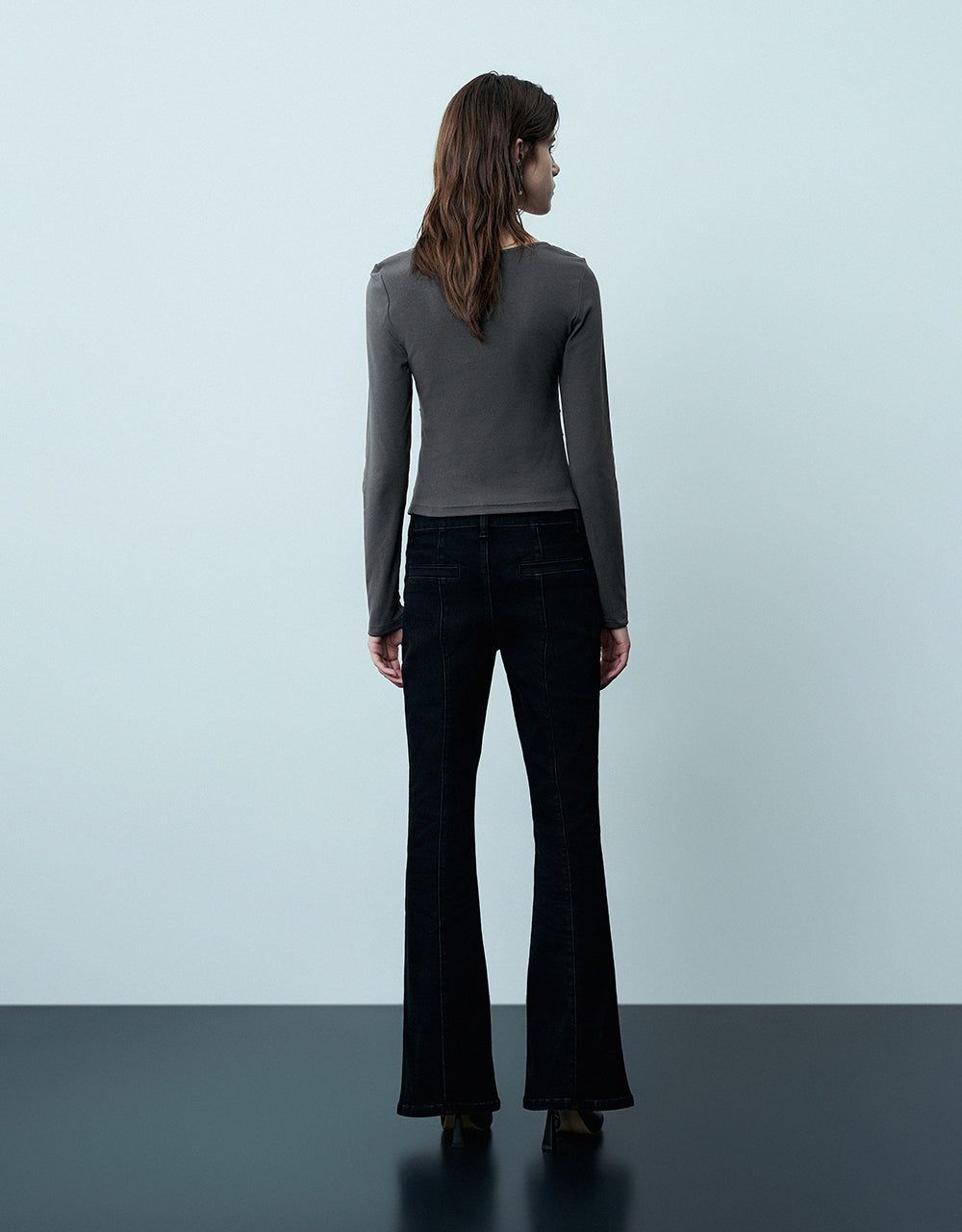 Ruched Skinny Knitted T-Shirt sold by Urban Revivo product image thumbnail 4