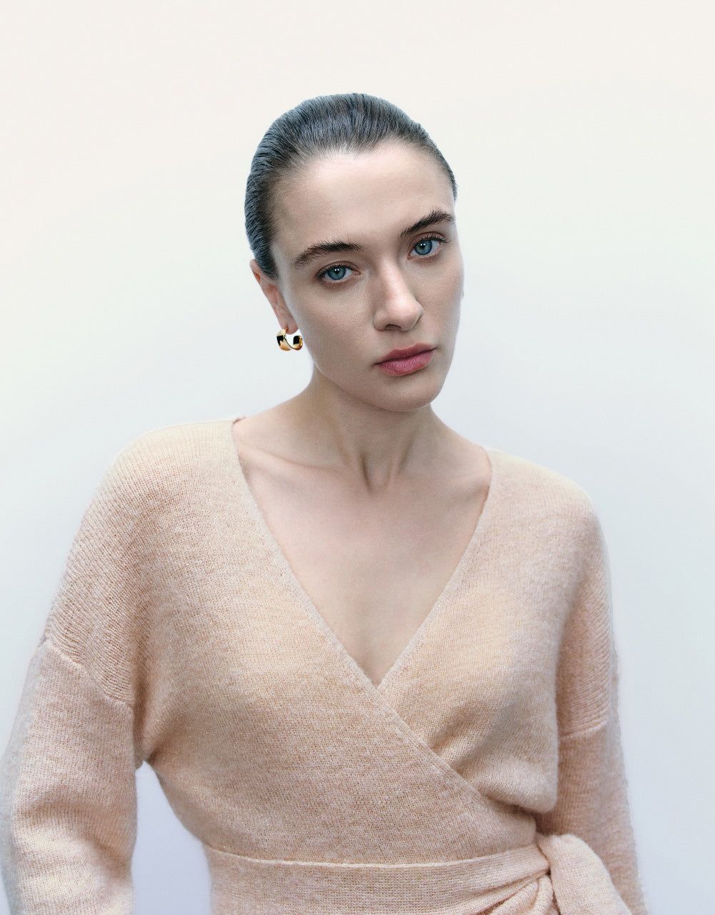 Wrap V-Neck Knitted T-Shirt sold by Urban Revivo product image thumbnail 5